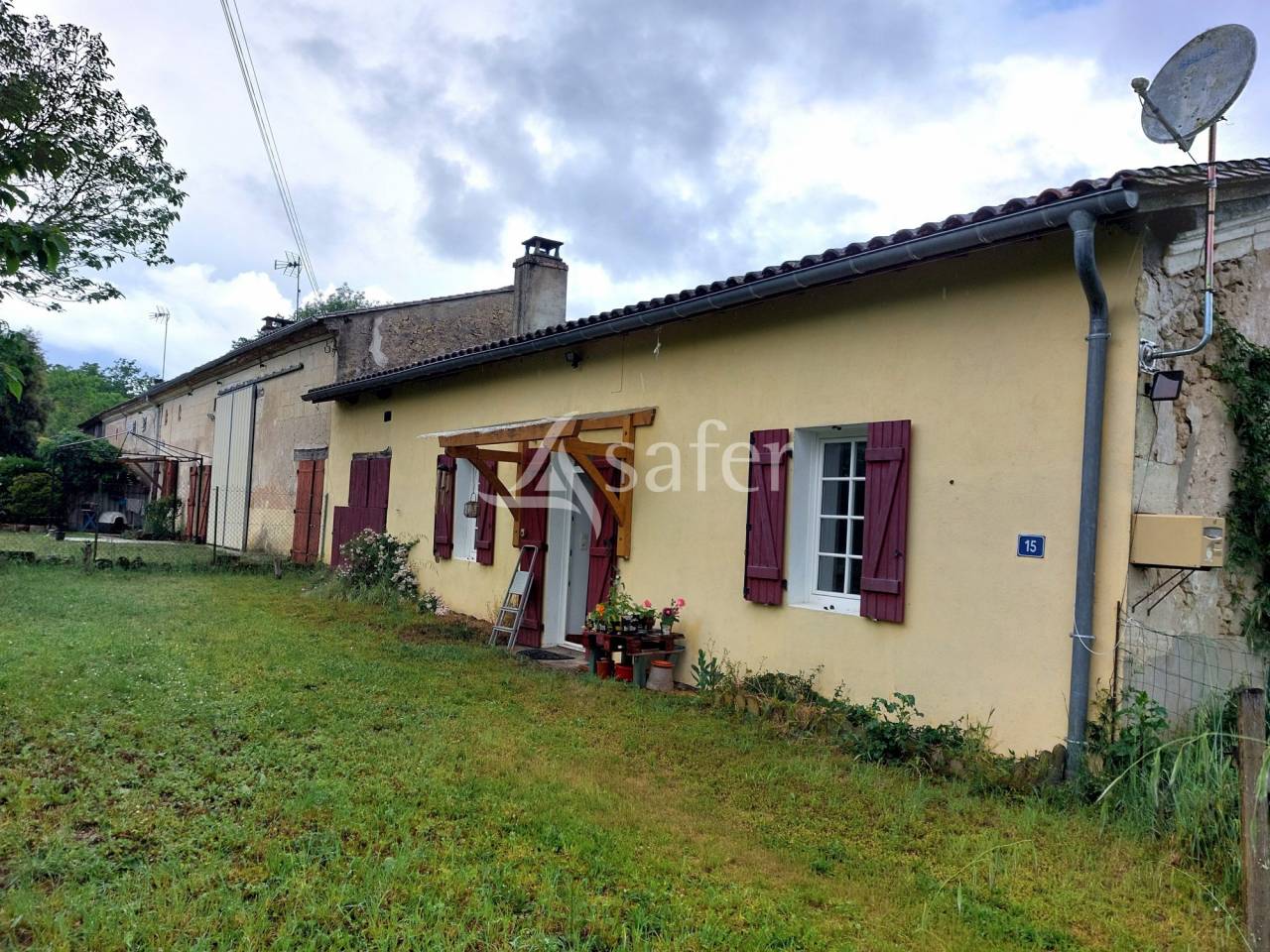 Propri&eacute;t&eacute; agricole b&acirc;tie sur 35ha, proche Gironde