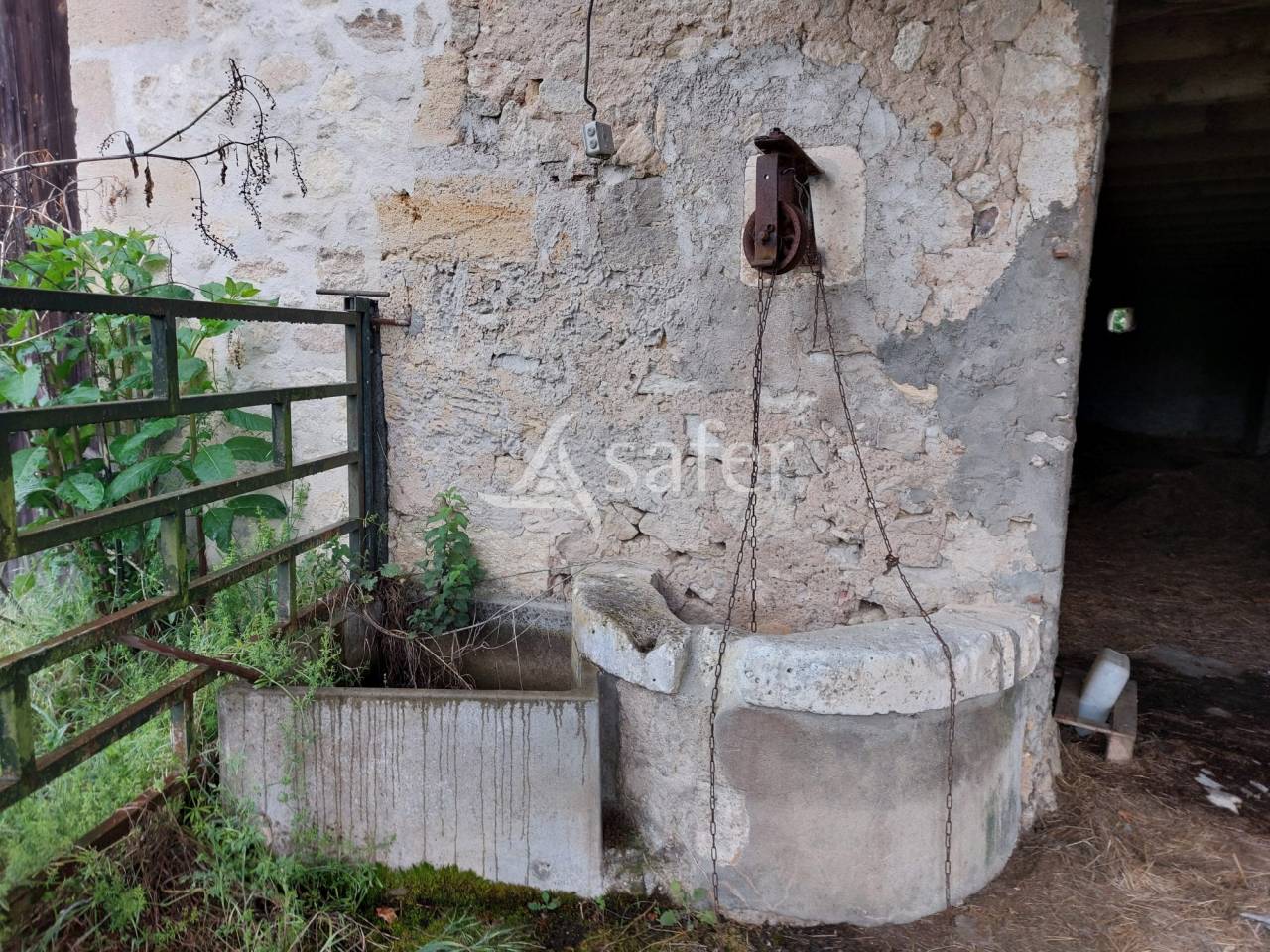 Propri&eacute;t&eacute; agricole b&acirc;tie sur 35ha, proche Gironde