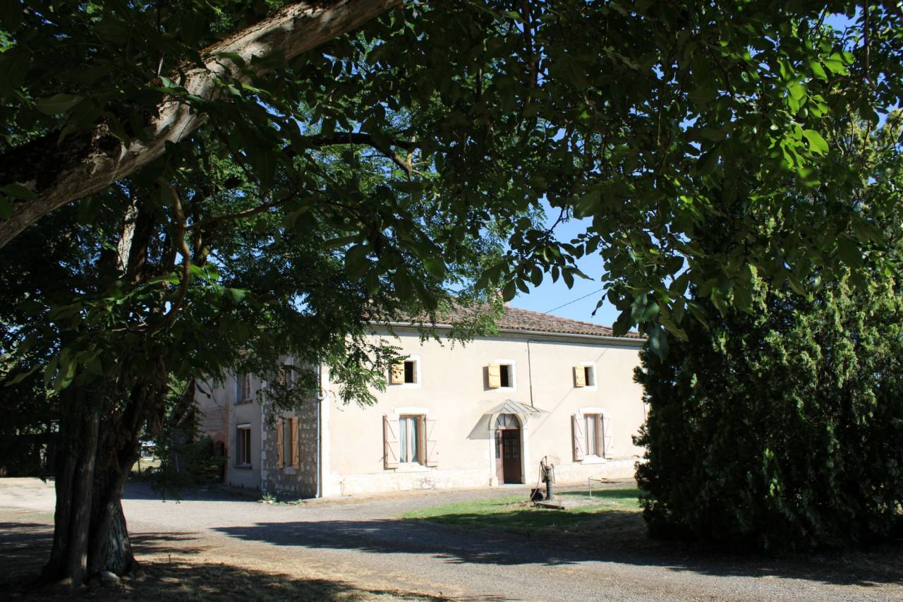 PROPRIETE DE 15 HECTARES AVEC MAISON TARN ET GARONNE