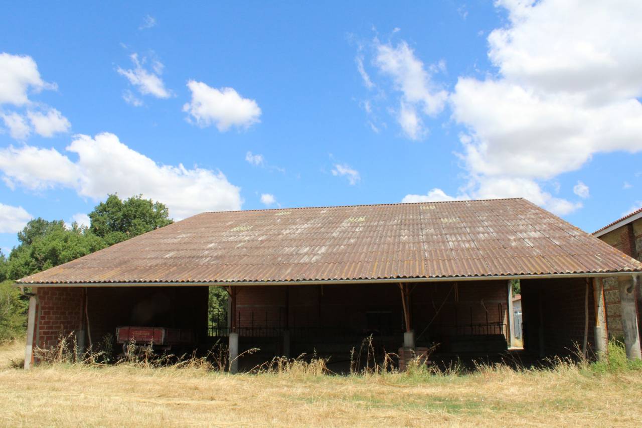 PROPRIETE DE 20 HECTARES DANS LA HAUTE  GARONNE