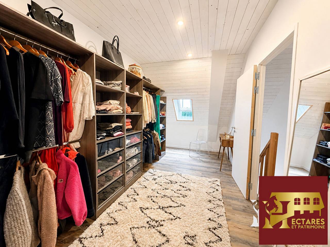 Maison enti&egrave;rement r&eacute;nov&eacute;e avec d&eacute;pendances ? 4 chambres ? Environnement campagn