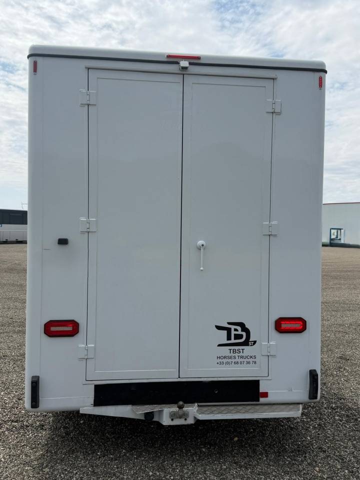 RENAULT MASTER STALLE 5 TBST