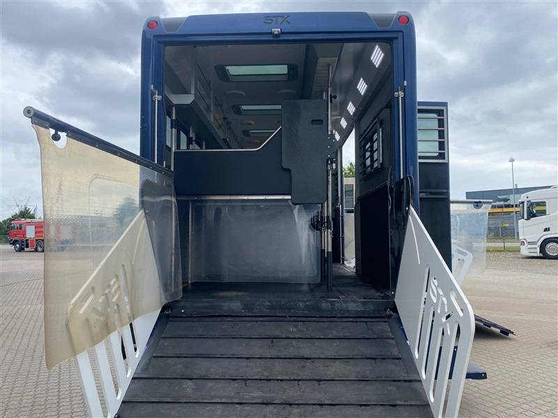 Scania S500 living/8 chevaux/2023/340000ht