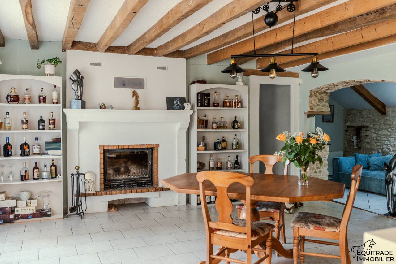 Propri&eacute;t&eacute; 5ha40, deux maisons, prairies