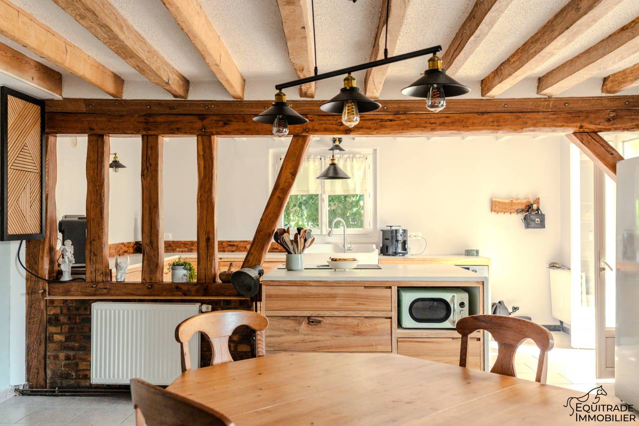 Propri&eacute;t&eacute; 5ha40, deux maisons, prairies