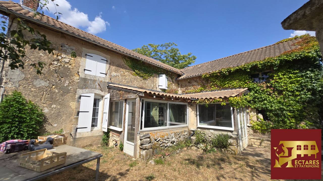 Propri&eacute;t&eacute; sur 5 ha possibilit&eacute; 40ha