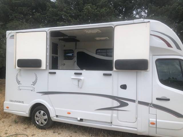 master dci 170cv/bte auto/136000kms/5pl/stall/46900 eur