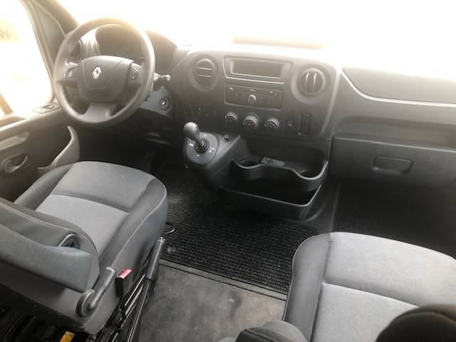 master dci 170cv/bte auto/136000kms/5pl/stall/46900 eur