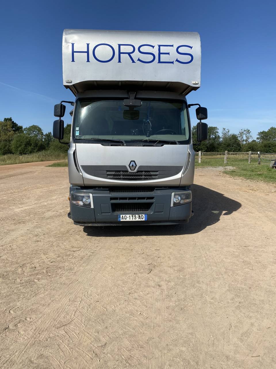 CAMION CHEVAUX 7 PLACES AVEC HOME CAR