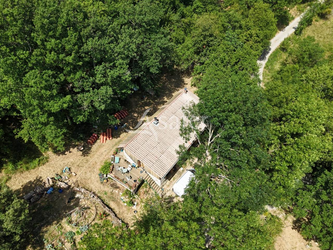 Propri&eacute;t&eacute; rurale de 16 ha avec pr&eacute;s et bois, Marche Pyr&eacute;n&eacute;e