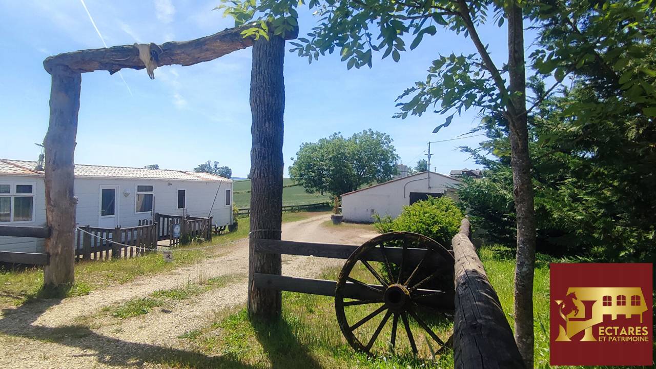 Propri&eacute;t&eacute; &eacute;questre 2,6 hectares