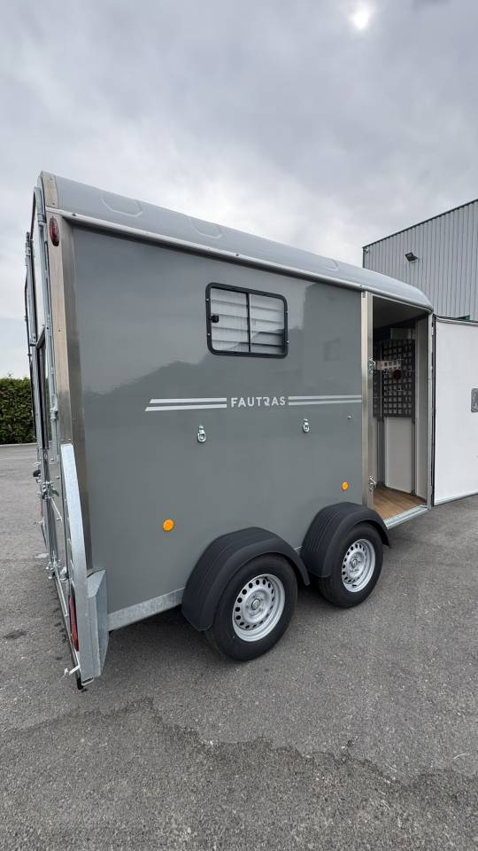 VAN OBLIC X2 COMME NEUF 2 CH &ndash; DISPONIBLE SUR GRENOBLE