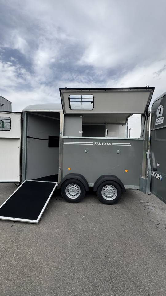 VAN OBLIC X2 COMME NEUF 2 CH &ndash; DISPONIBLE SUR GRENOBLE
