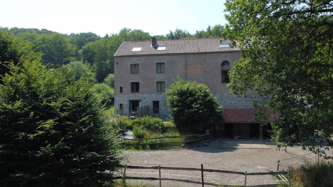PROPRIETE D&rsquo;ANDENNE - Maison, 6 appartements, &eacute;curie