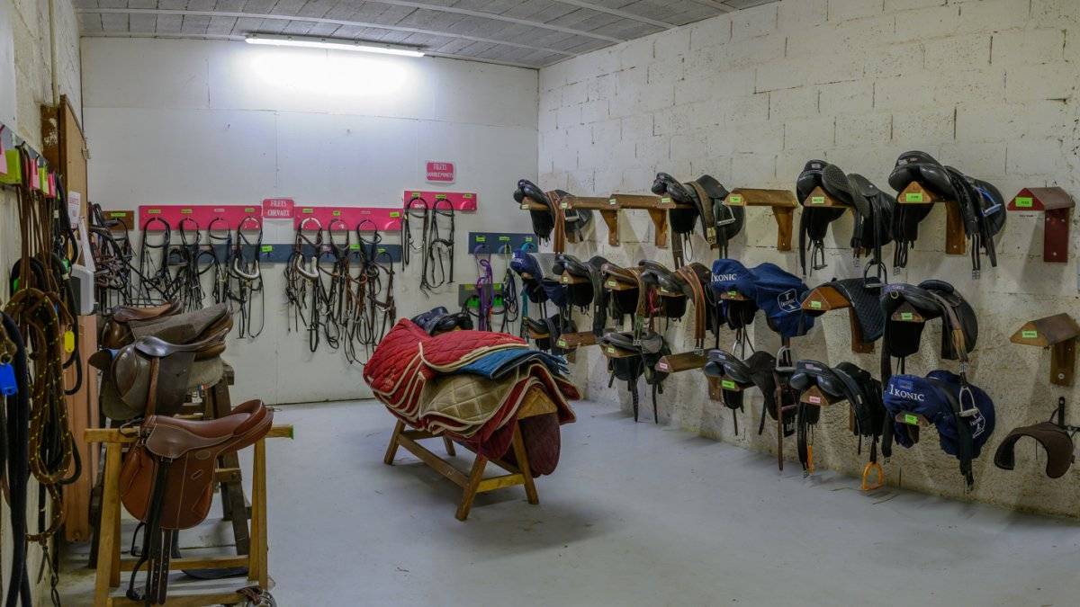 CENTRE &Eacute;QUESTRE &Agrave; REPRENDRE &ndash; CESSION DES PARTS SOCIALE