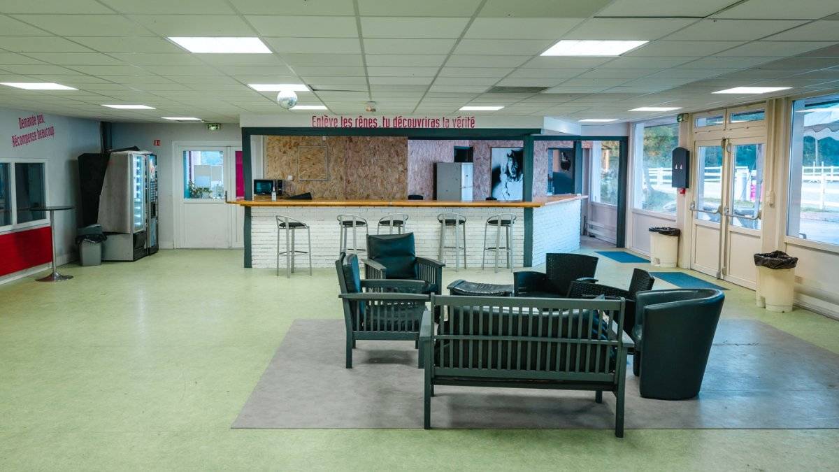 CENTRE &Eacute;QUESTRE &Agrave; REPRENDRE &ndash; CESSION DES PARTS SOCIALE