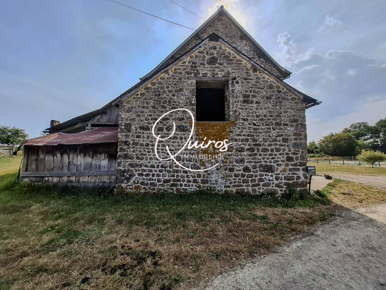 Propri&eacute;t&eacute; rural - 2,8 Hectares - Bagnoles-de-l'Orne
