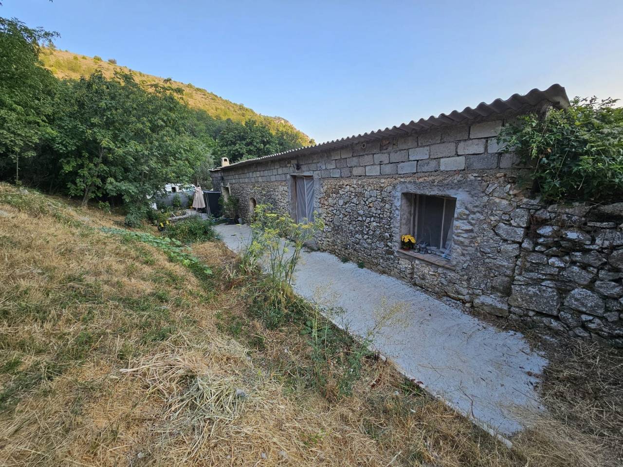 PROPRI&Eacute;T&Eacute; &Eacute;QUESTRE DE 6,5 HA  VENCE (06)