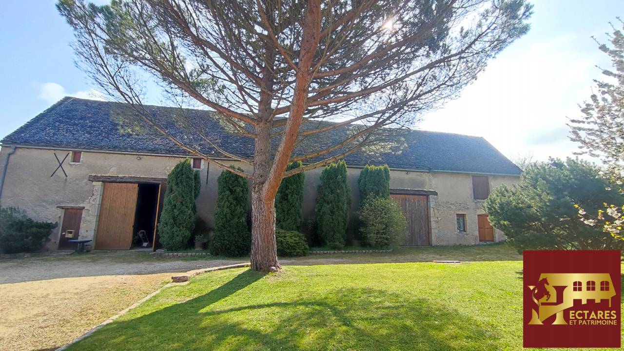 Propri&eacute;t&eacute; avec g&icirc;te et 3,6 ha