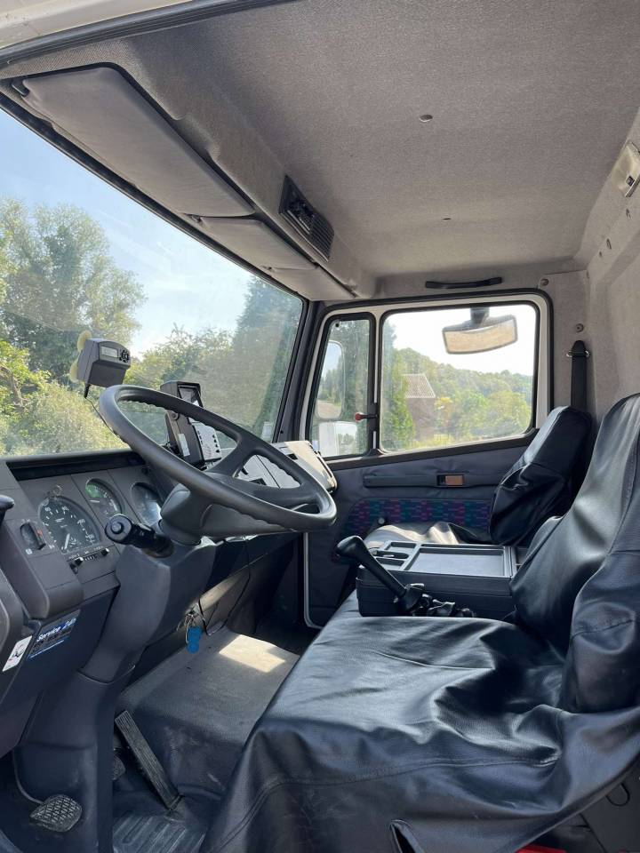 Camion Mercedes 5 chevaux