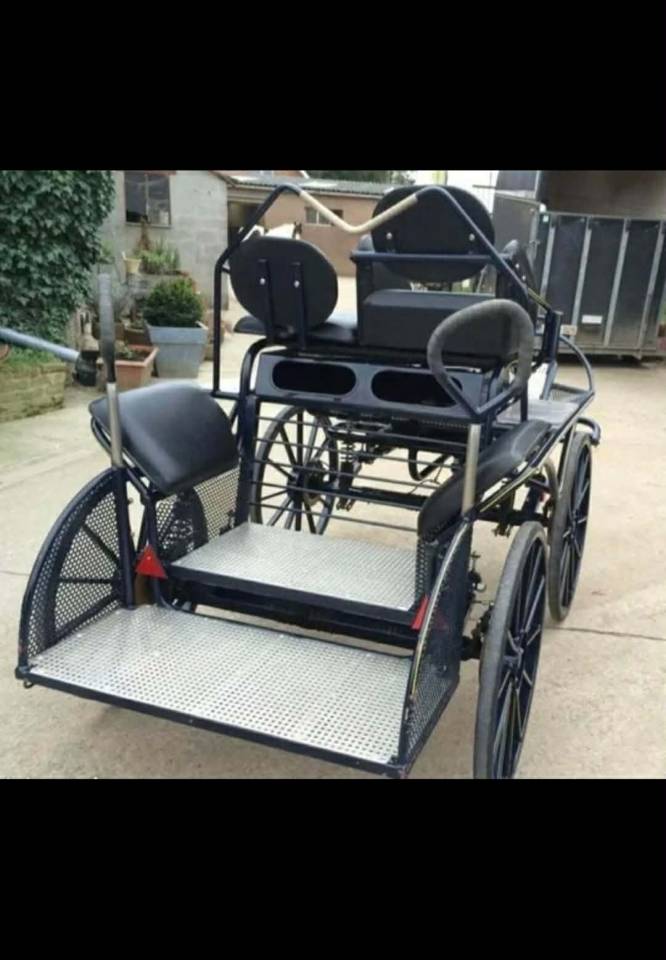Voiture d'attelage 