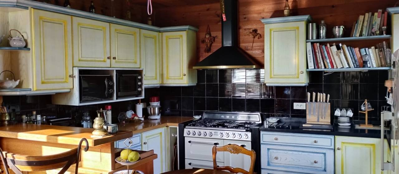 Propri&eacute;t&eacute; &eacute;questre familiale sur 17 ha  