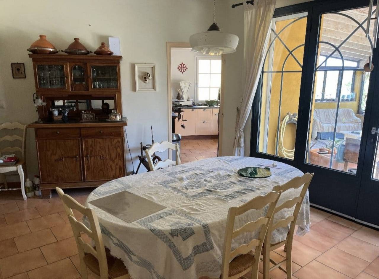 Villa equestre vue sur Mer,1,04 ha, 4 boxe 