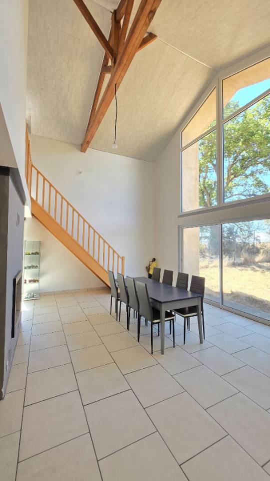 Maison de 180 m2 sur 6.5 hectares