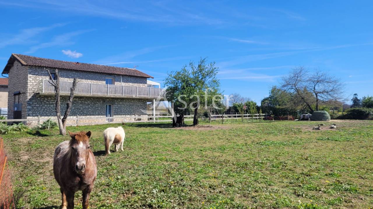 Centre &eacute;questre cl&eacute; en main TARN