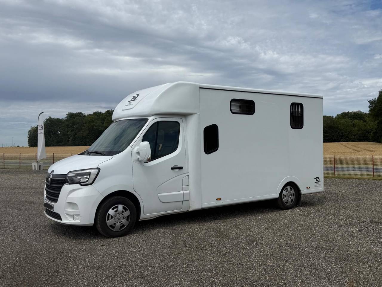 RENAULT MASTER TBST STALLE 5