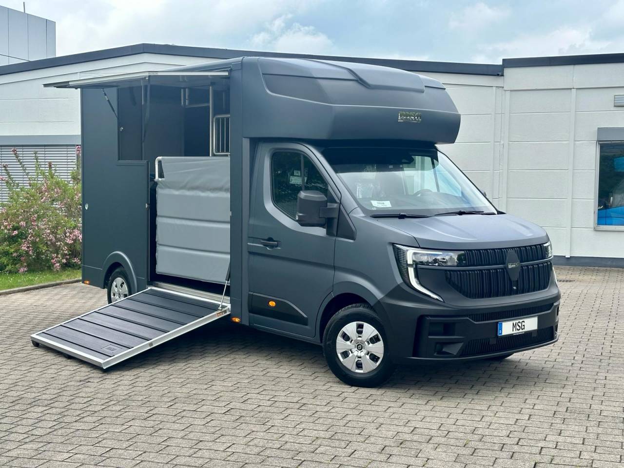 RENAULT MASTER 170 MSG STALLION LIGHT AUTOMATIQUE
