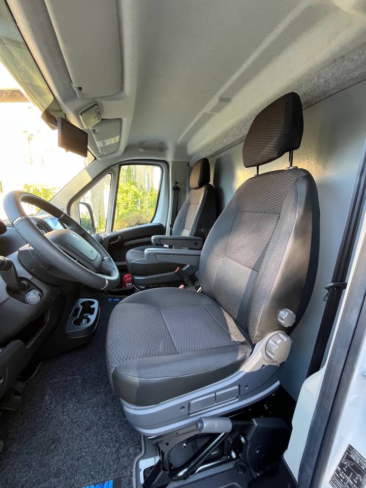 PEUGEOT BOXER BLUEHDI 165 MSG STALLION LIGHT