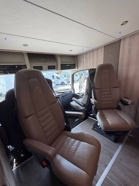VOLVO FH 500 ROELOFSEN RR6 POP OUT & PUSH UP
