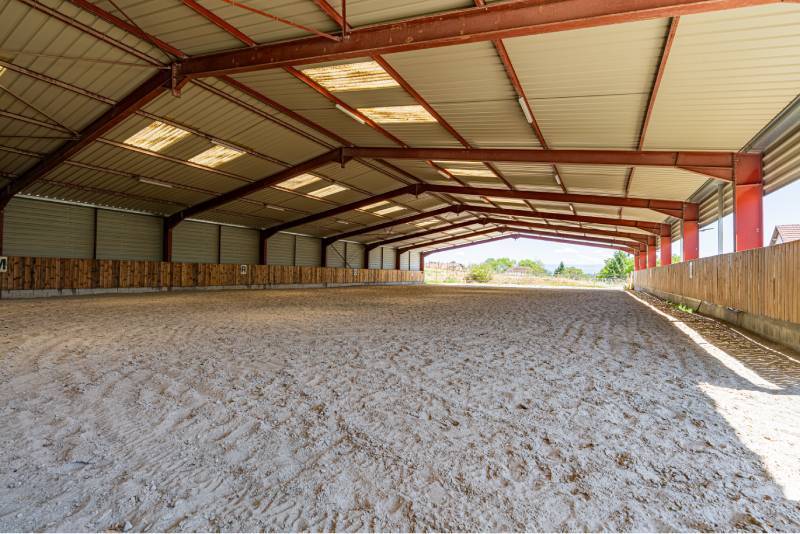 Vente / Propri&eacute;t&eacute; &eacute;questre &agrave; Vignieu (38890)