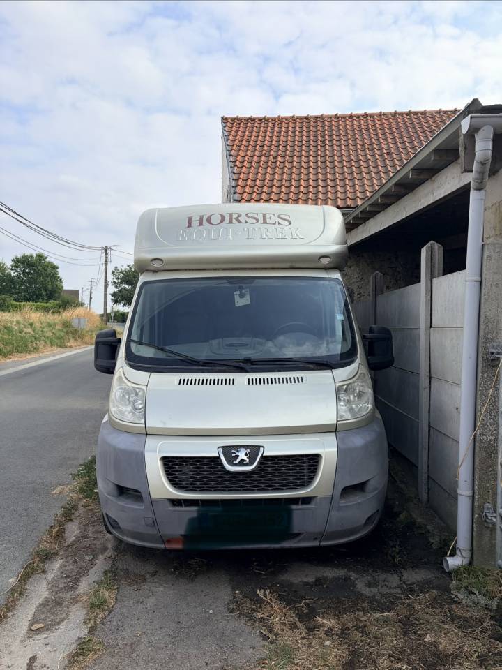 Equi-Trek Peugeot Boxer 88 000 KM 