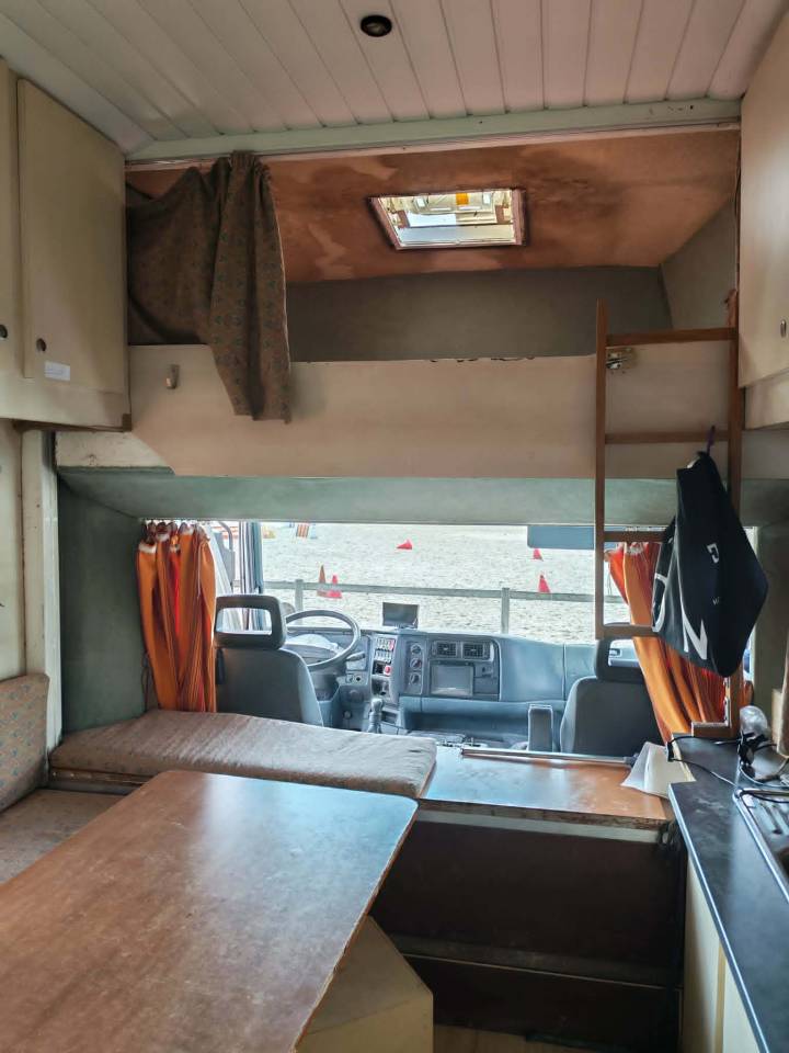 CAMION 7 PLACES + HOME CAR