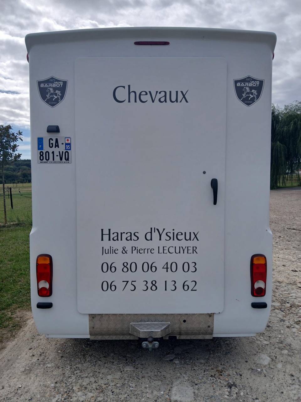 Camion VL carrosserie Barbot 170 chv 90000 kms