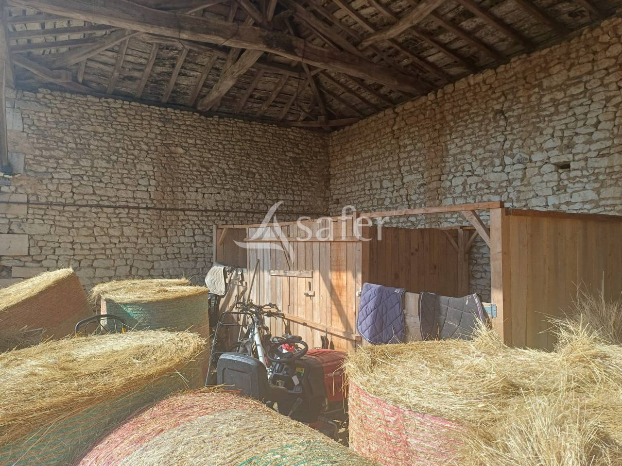 Propri&eacute;t&eacute; rurale avec 7Ha