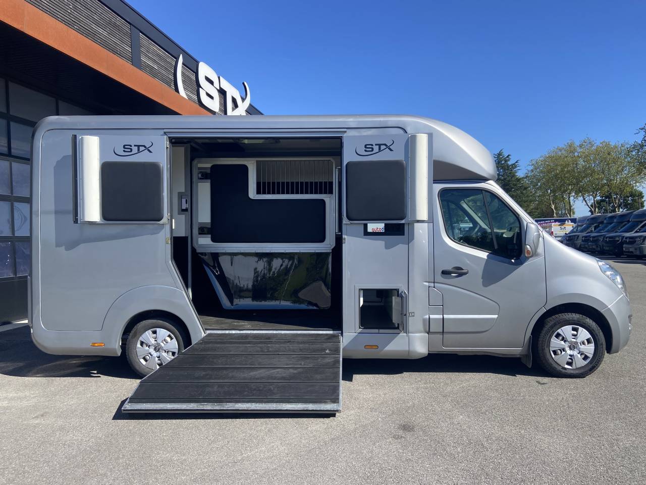 STX OPEL MOVANO - STALLE 5