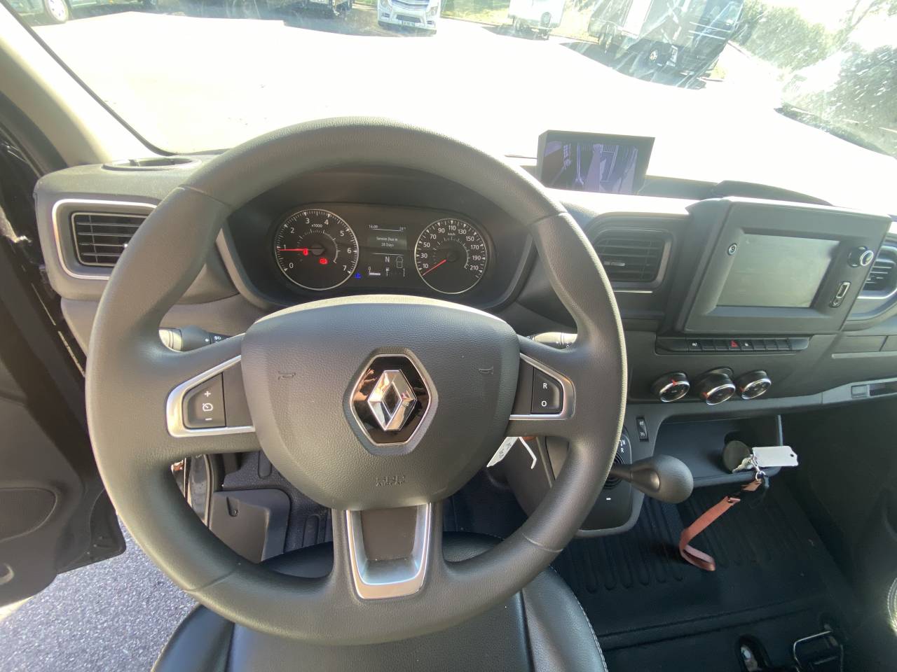 STX RENAULT MASTER - STALLE 5