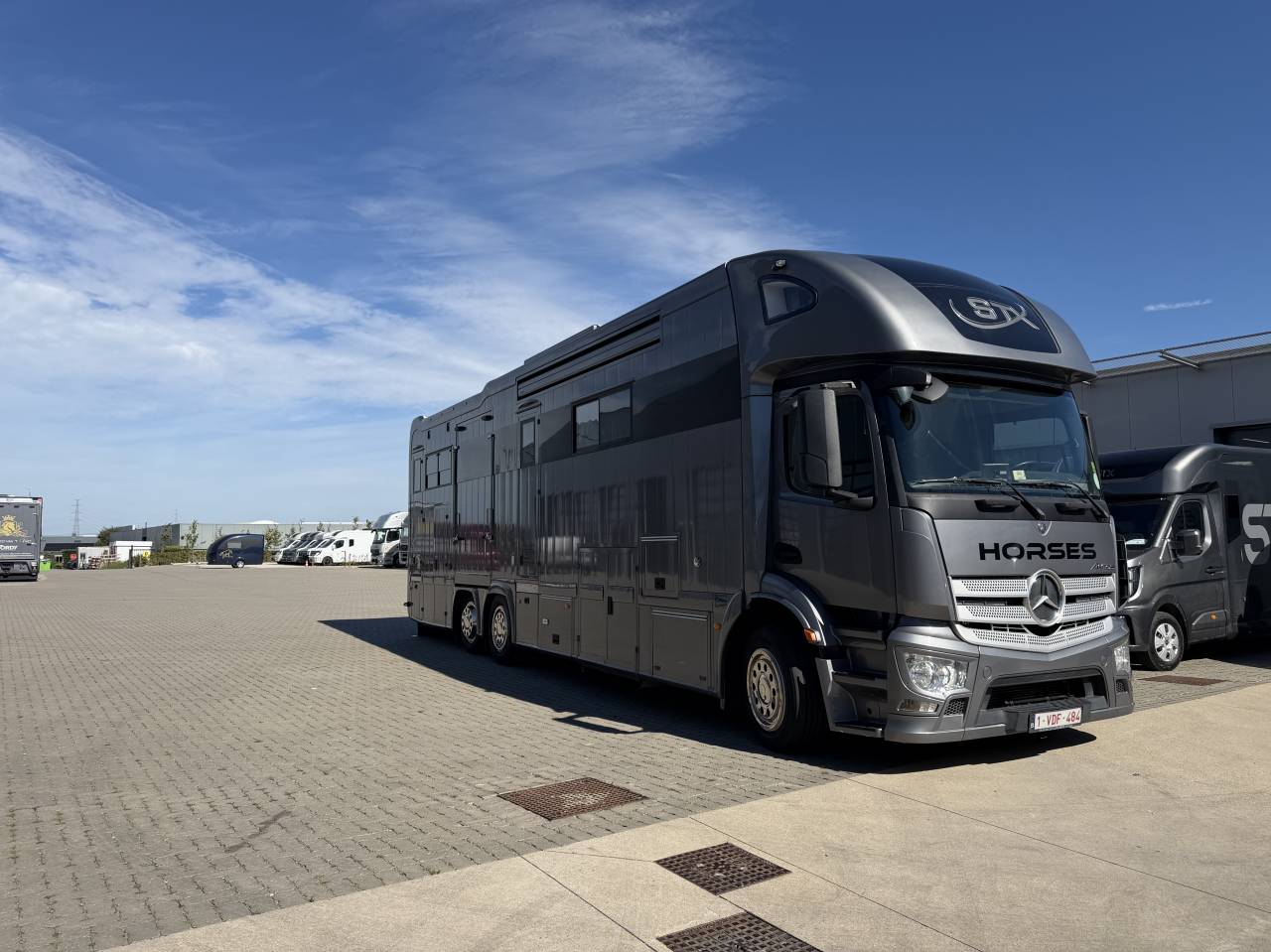 Camion STX 6ch Anthos