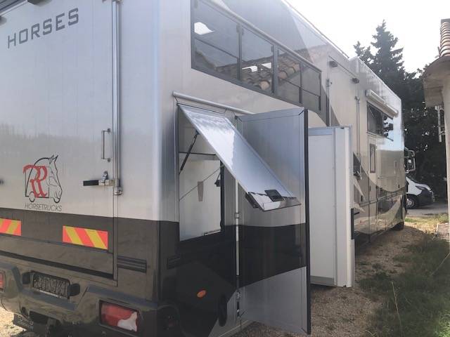 scania P380/living pop/6chevaux/95000km/149500eurosnet 