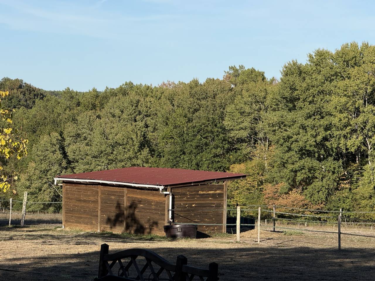 Propri&eacute;t&eacute; &eacute;questre en pierre de 350 m&sup2; sur 10 hectares
