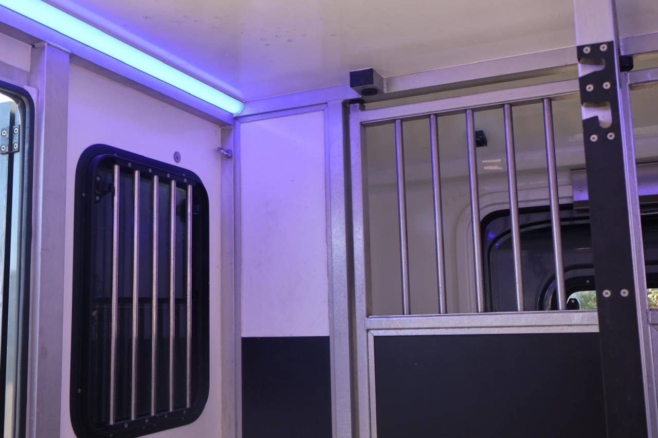 VL KRISMAR RENAULT MASTER 5P BOITE AUTO 180CH