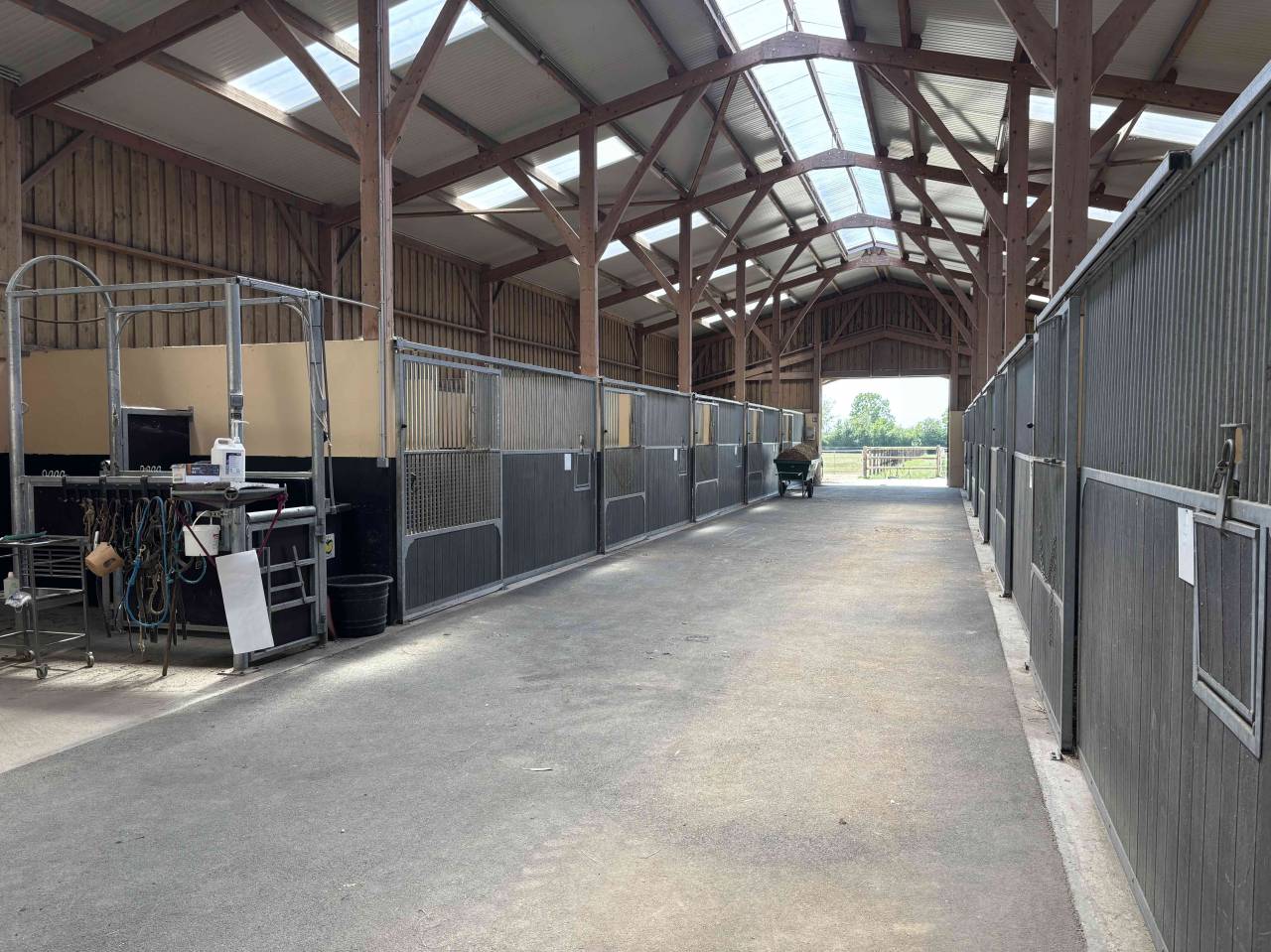HARAS r&eacute;cent env. 26 ha, id&eacute;alement situ&eacute;.