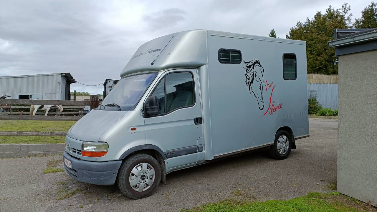 Camionnette Renault 2 chevaux 