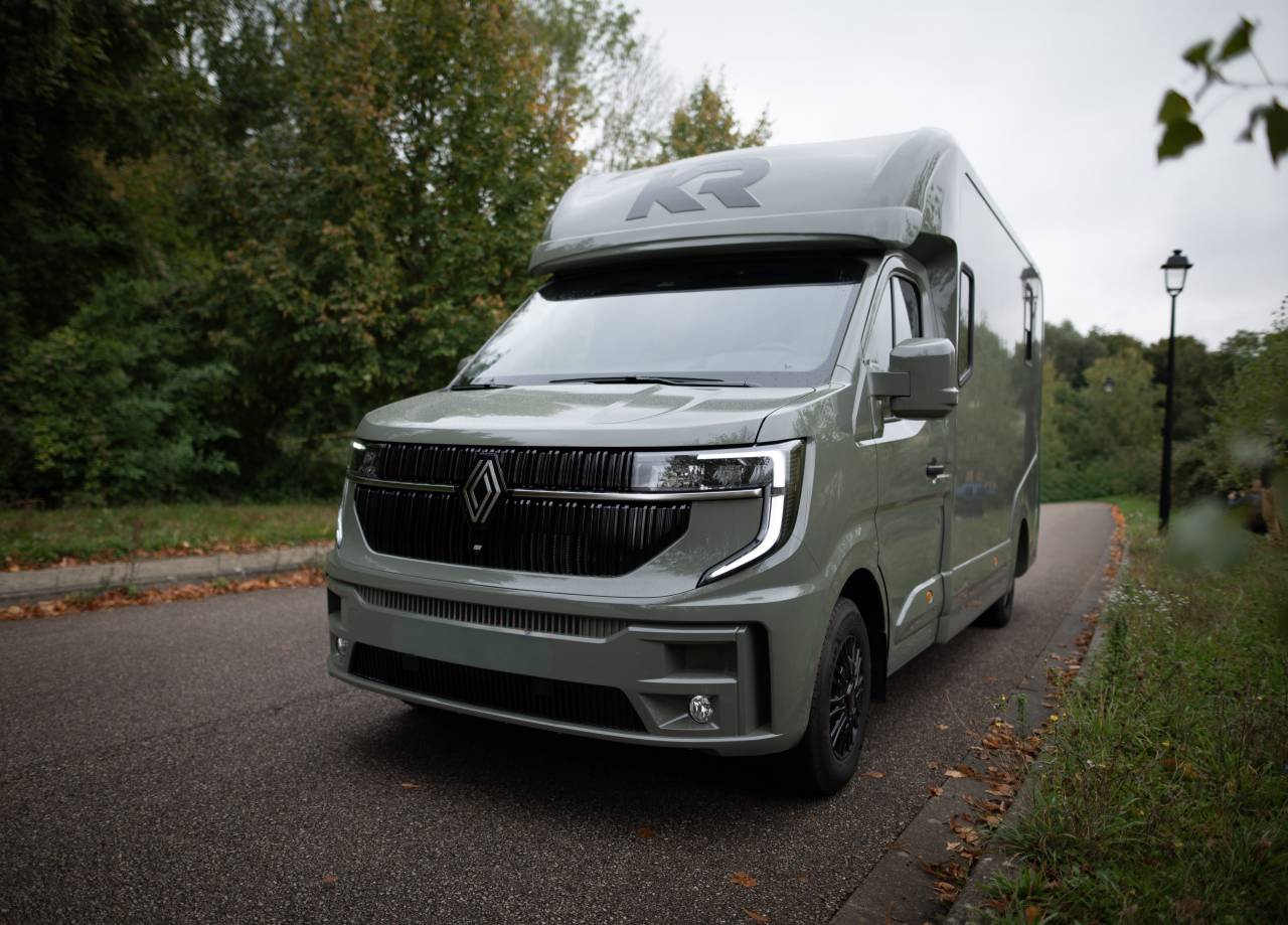 KRISMAR RENAULT MASTER &ndash; 170Ch &ndash; 5PLACES &ndash; STALLE - OCCASION