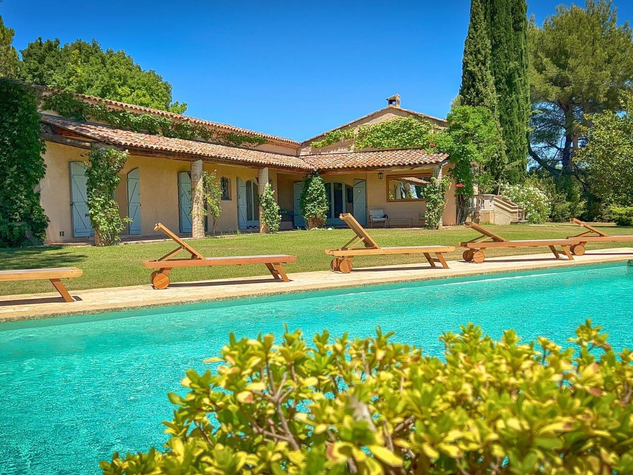  Demeure 300 m&sup2;, 3 ha, piscine, voisine &eacute;curies