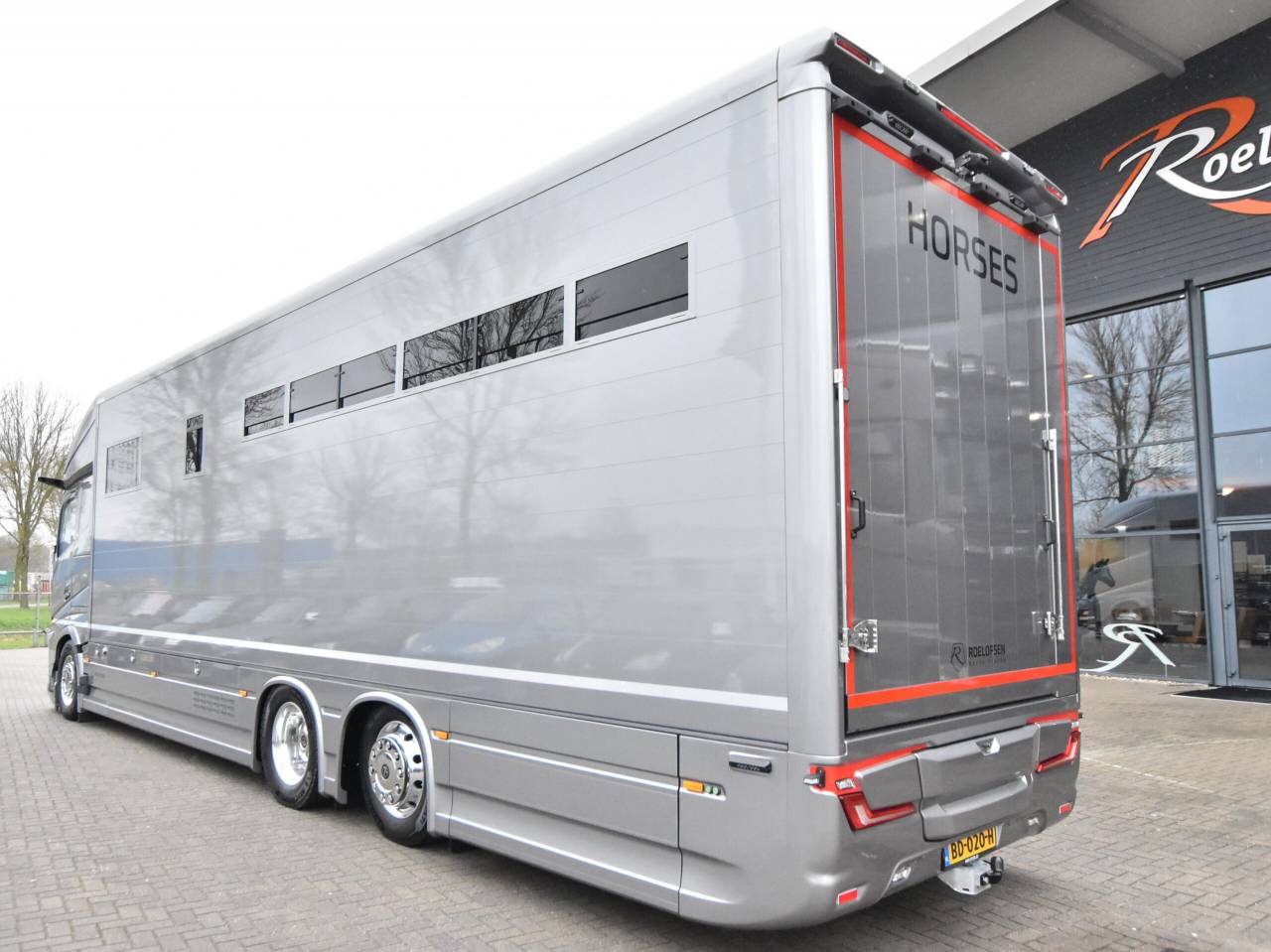 Camion PL Roelofsen RR4 &ndash; Volvo Aero FH500