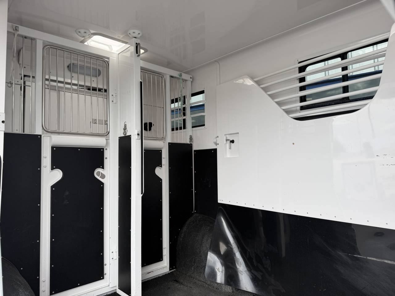 camion 2 chevaux BARBOT